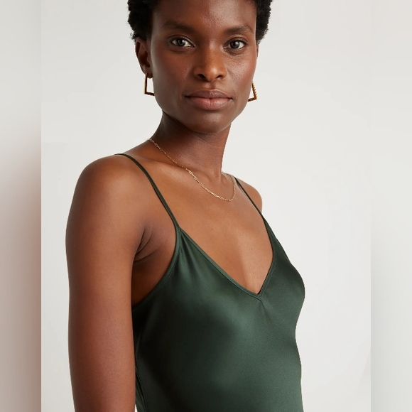 Quince 100% Silk Slip Dress. Deep Green. Medium. Washable. Perfect Condition. - Picture 12 of 16